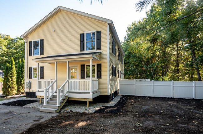 15 Lilac Lane, Condo with 2 bedrooms, 2 bathrooms and null parking in Kennebunk ME | Image 21