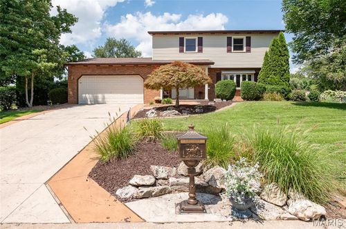 30 Spring Brook Dr, Glen Carbon, IL, 62034-4008 | Card Image