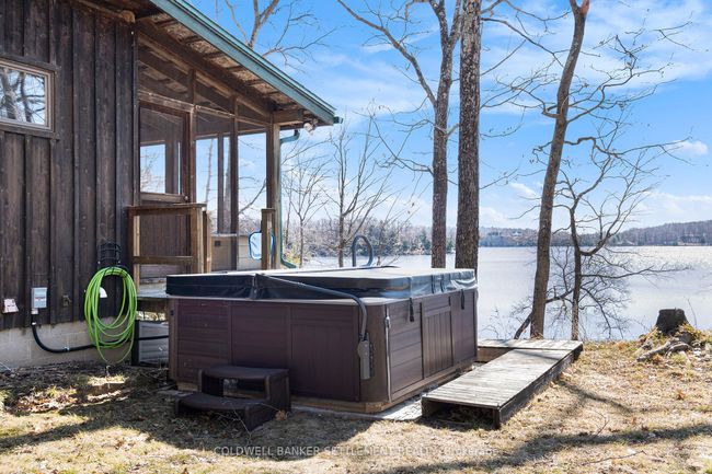 743 Sherbrooke Dr, House other with 3 bedrooms, 2 bathrooms and 6 parking in Maberly ON | Image 25