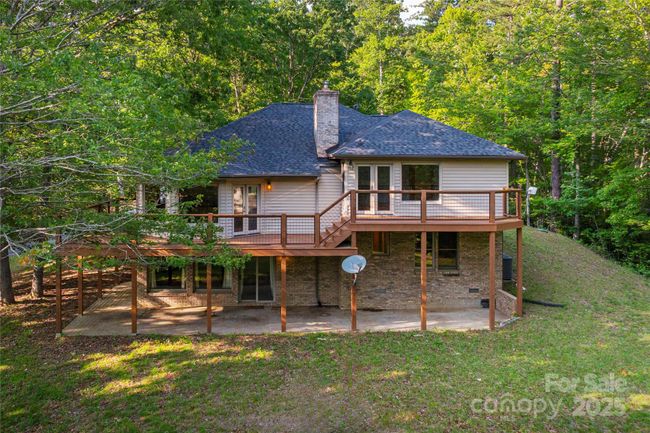 View of back deck | Image 29