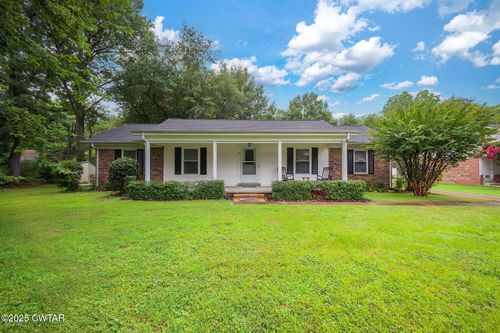 901 Wren St, Dyersburg, TN, 38024-2925 | Card Image