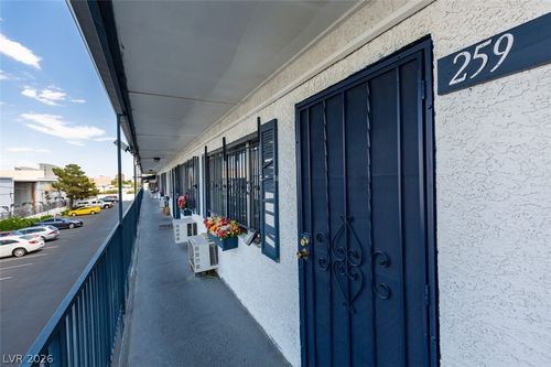 apt-259-4600 University Center Dr, Las Vegas, NV, 89119-8642 | Card Image