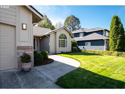 18517 Se 24 Th Cir, House other with 3 bedrooms, 2 bathrooms and 2 parking in Vancouver WA | Image 3