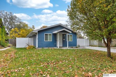 2531 Van Buren Street, House other with 3 bedrooms, 1 bathrooms and 2 parking in Bellevue NE | Image 2