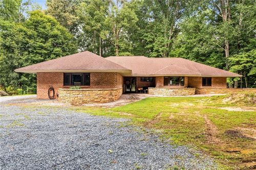 381 Hunters Pt, Lexington, NC, 27295-0339 | Card Image