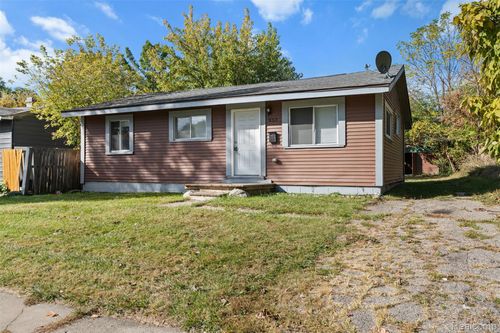 853 Melrose St, Pontiac, MI, 48340-3126 | Card Image