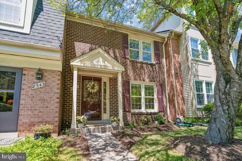 8541 Hawk Run Ter, MONTGOMERY VILLAGE, MD, 20886-4374 | Card Image