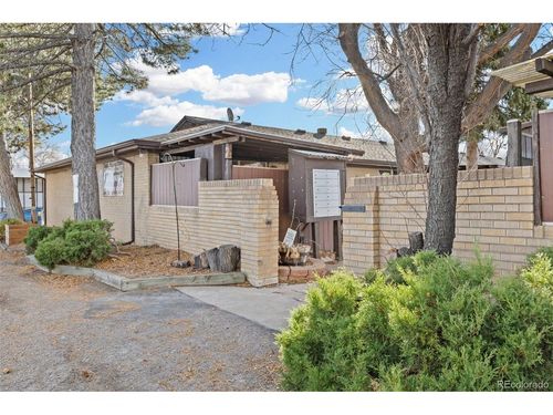 6504 W 14th Ave, Lakewood, CO, 80214 | Card Image