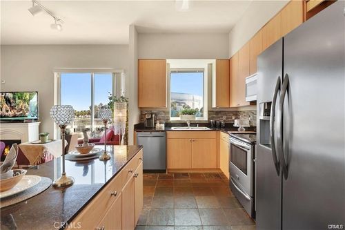 317-388 E Ocean Blvd, Long Beach, CA, 90802-4827 | Card Image