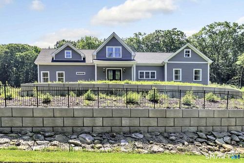 33 Old Country Rd, Oxford, CT, 06478-1715 | Card Image