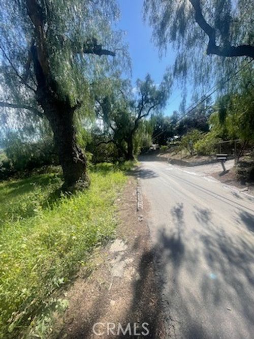 11850 West Trail, Sylmar, CA, 91342 | Card Image