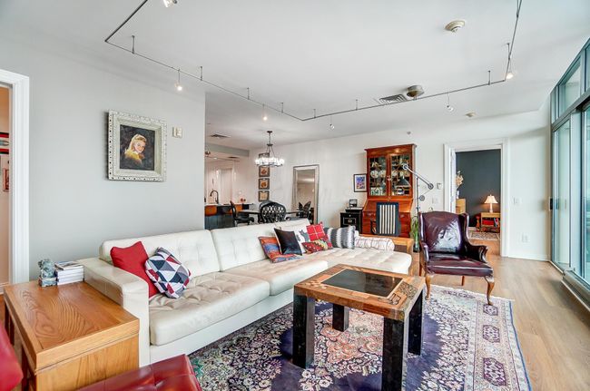 APT-2120 - 1 Miranova Pl, Condo with 1 bedrooms, 2 bathrooms and null parking in Columbus OH | Image 17