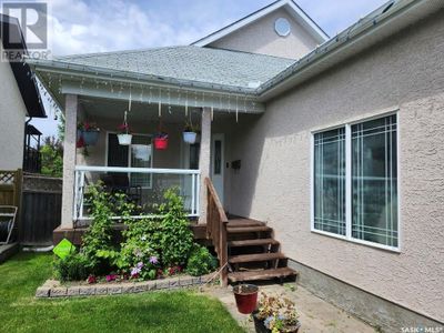 15 Longpre Cres, House other with 5 bedrooms, 3 bathrooms and null parking in Prince Albert SK | Image 1