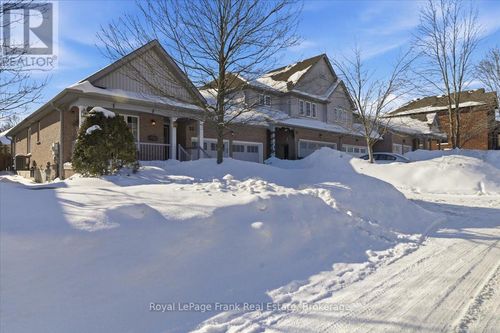 25 Apple Tree Cres, Uxbridge, ON, L9P2A7 | Card Image