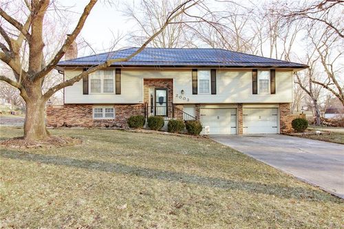 2003 Alfresco St, Clinton, MO, 64735-2405 | Card Image