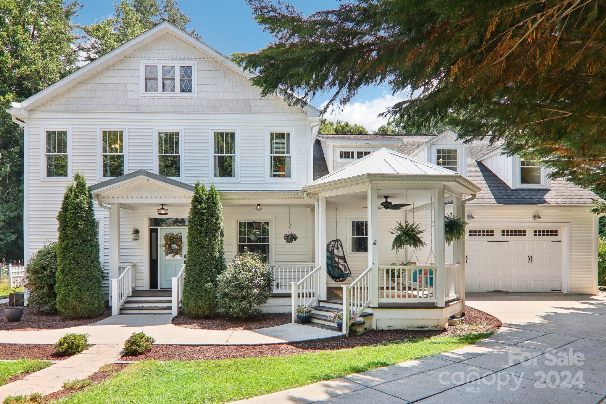 Ginseng Ln, Hendersonville, NC 28791
