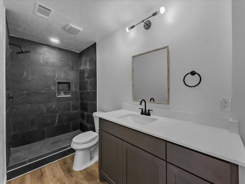 1236 Harrison Ln, Hurst, TX, 76053-4514 | Card Image