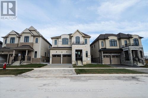 26 Altamira Road, Brampton (Vales of Castlemore), ON, L6P4S5 | Card Image