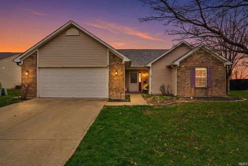 69 S Morris Blvd, Bargersville, IN, 46106-8476 | Card Image