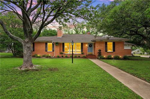 3228 Colcord Avenue, Waco, TX, 76707 | Card Image