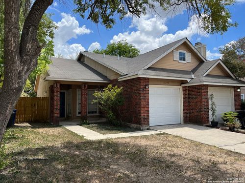 12222 Stoney Spur, San Antonio, TX, 78247-3462 | Card Image
