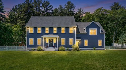 3 Bristol Pond Dr, Norfolk, MA, 02056-1797 | Card Image