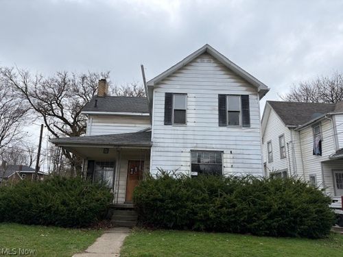 223 E Oxford Street, Alliance, OH, 44601 | Card Image