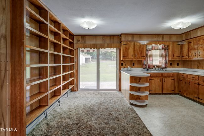 337 Highway 107, House other with 3 bedrooms, 2 bathrooms and null parking in Jonesborough TN | Image 6