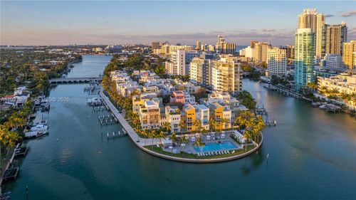 230 Water Way, Miami Beach, FL, 33141-5866 | Card Image