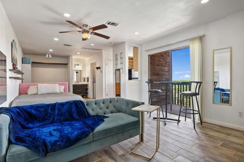 apt-15-6903 Deatonhill Dr, Austin, TX, 78745-5132 | Card Image