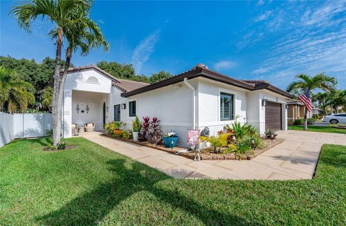 16185 Sw 2nd Dr, Pembroke Pines, FL, 33027-1054 | Card Image