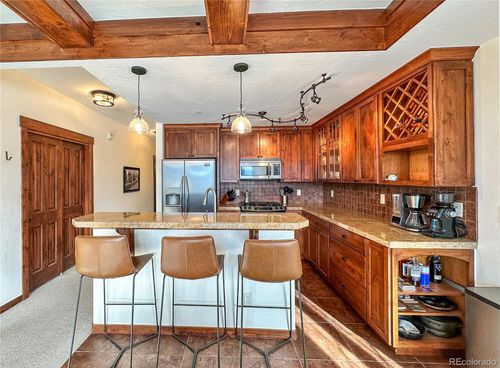 b202-39 Cozens Pointe Cir, Fraser, CO, 80442-5046 | Card Image