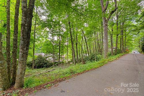 43-140 Pine View Rd, Newland, NC, 28657-8428 | Card Image