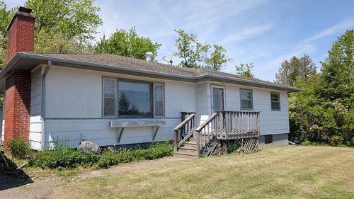 211 2nd St Se, Cook, MN, 55723-8804 | Card Image