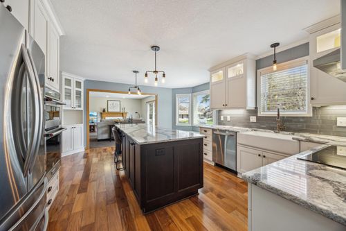 4540 Snail Lake Blvd, Shoreview, MN, 55126-1933 | Card Image