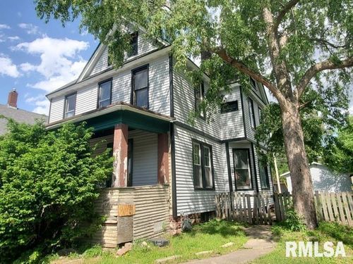 1043 19th St, Rock Island, IL, 61201-2738 | Card Image