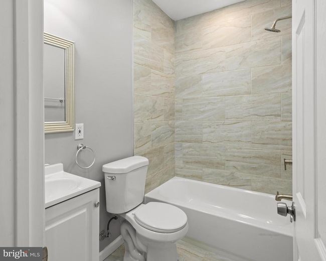 717 N 10 Th St, Townhouse with 3 bedrooms, 1 bathrooms and null parking in CAMDEN NJ | Image 8
