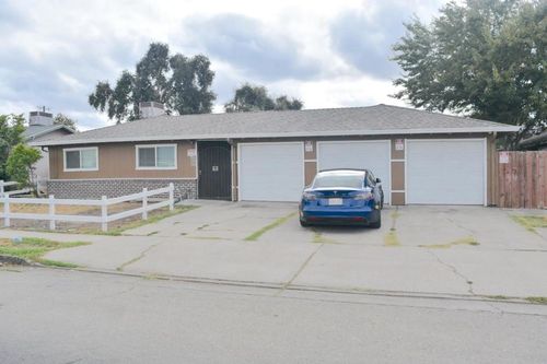 722 E Swain Rd, Stockton, CA, 95207-3147 | Card Image