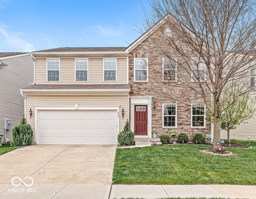 628 Reunion Ln, Greenwood, IN, 46143-0105 | Card Image