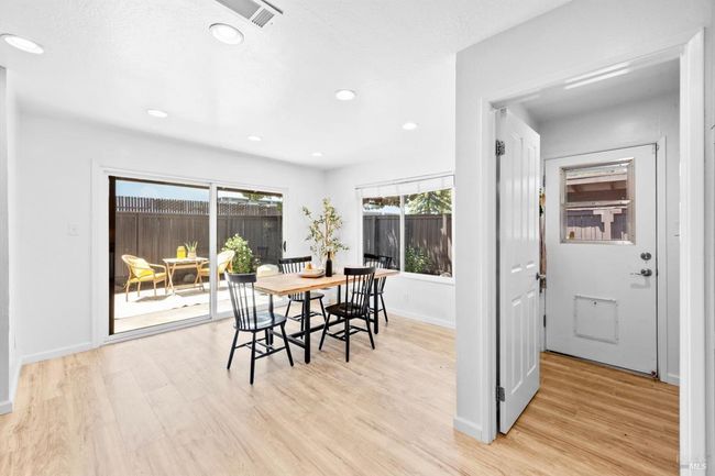 3403 Willis Dr, Condo with 3 bedrooms, 2 bathrooms and 1 parking in Napa CA | Image 29