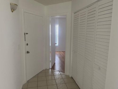 119-342 Southwind Dr, North Palm Beach, FL, 33408-5346 | Card Image