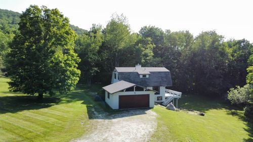 953 Lincoln Gap Rd, Warren, VT, 05674-9567 | Card Image