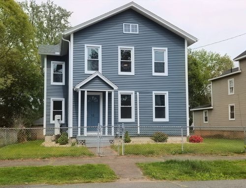 11 W School St, Westfield, MA, 01085-2832 | Card Image