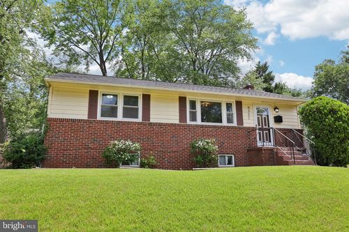 9327 Bandera St, LANHAM, MD, 20706-2470 | Card Image