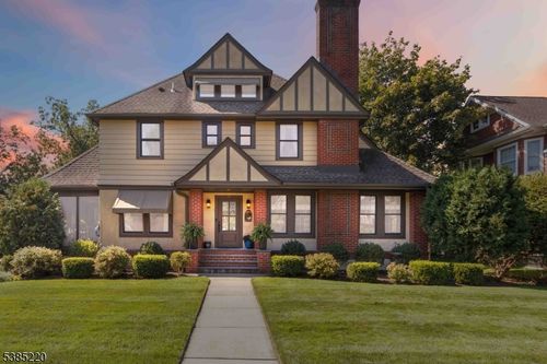 55 Georgian Rd, Morristown, NJ, 07960-5609 | Card Image