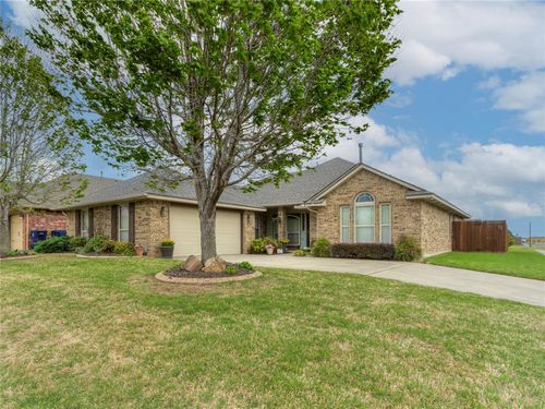 10901 Sw 31st Street, Yukon, OK, 73099 | Card Image
