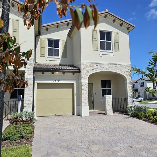 2899 Se 25th Ter, HOMESTEAD, FL, 33035-2638 | Card Image