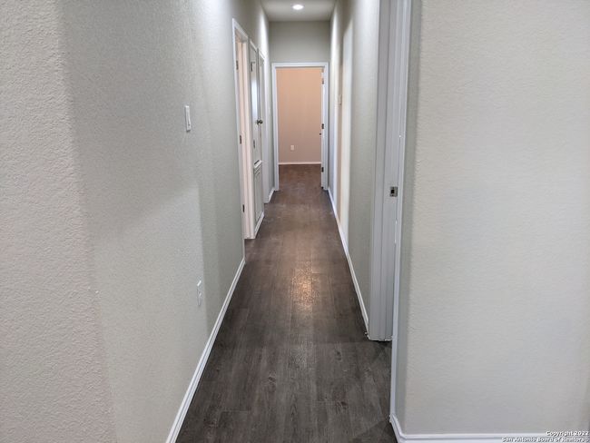 624 Heathers Way, Home with 3 bedrooms, 2 bathrooms and null parking in Seguin TX | Image 5