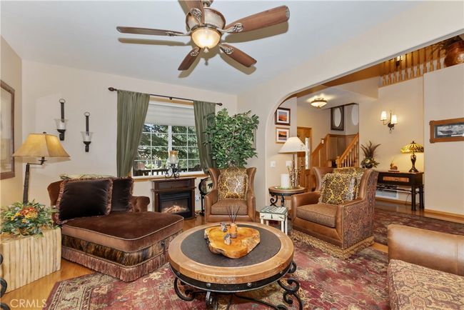 375 Meadow Cir N, House other with 4 bedrooms, 3 bathrooms and 2 parking in Big Bear Lake CA | Image 9