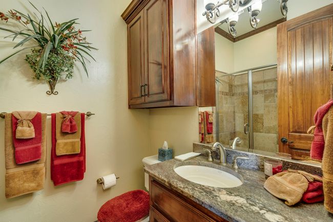 725 Locust Dr, House other with 5 bedrooms, 6 bathrooms and null parking in Oak Leaf TX | Image 23